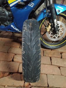 Suzuki Gixxer,s tires for sell for Sale