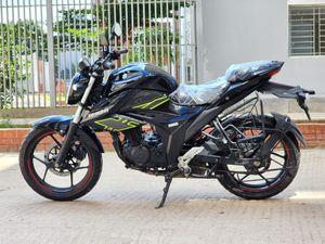 Suzuki Gixxer Fi ABS EMI AVAILABLE 2023 for Sale