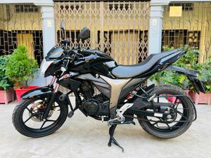 Suzuki Gixxer Monotone ২ বছরের কাগজ করা 2022 for Sale