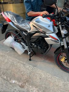 Suzuki Gixxer Monotone . 2026 for Sale Suzuki Gixxer Monotone . 2026 for Sale