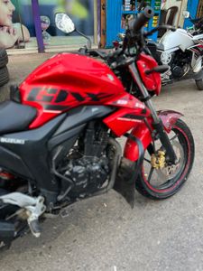 Suzuki Gixxer SD RED AND BLACK 2017 for Sale