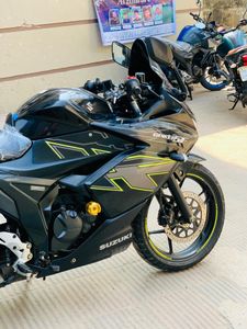 Suzuki Gixxer SF FI ABS 1000ML 2023 for Sale