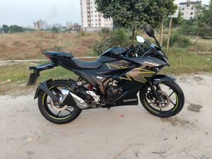 Suzuki Gixxer SF Fi ABS FastMalik 2024 for Sale Suzuki Gixxer SF Fi ABS FastMalik 2024 for Sale