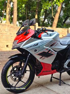 Suzuki Gixxer SF Fi ABS V4 Orange 2023 for Sale