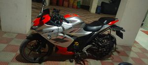 Suzuki Gixxer SF FI, Silver/Orange 2022 for Sale