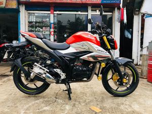 Suzuki Gixxer Tip top conditions 2024 for Sale Suzuki Gixxer Tip top conditions 2024 for Sale