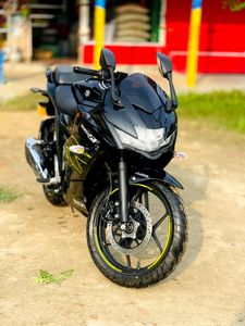 Suzuki Gixxer SF Fi Abs Black Neon 2024 for Sale