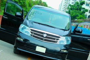Toyota Alphard G Edition 2004 for Sale