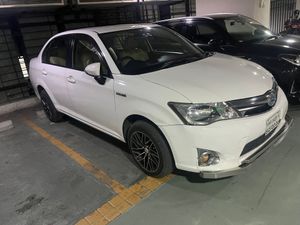 Toyota Axio Hybrid(Direct Owner) 2014 for Sale