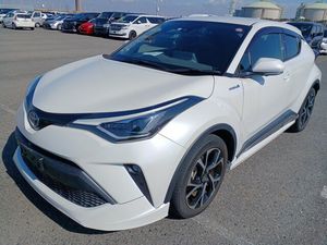 Toyota C-HR G-LED,SHOWROOM READY 2020 for Sale