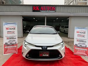 Toyota Corolla Touring WXB Hybrid 2020 for Sale