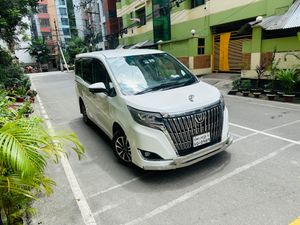 Toyota Esquire Gi Prem 4.5 2018 for Sale