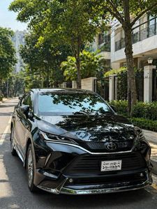 Toyota Harrier non Hybrid Z 2020 for Sale