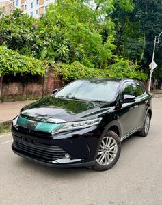 Toyota Harrier Progress Non-Hybrid 2019 for Sale