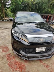 Toyota Harrier Progress S 2018 for Sale