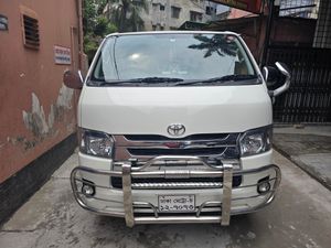 Toyota Hiace ব্যাংক লোন সহ বিক্রি 2019 for Sale