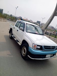 Toyota Hilux 2002 for Sale