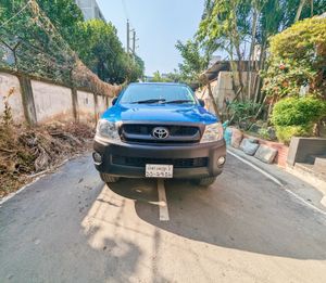 Toyota Hilux Double Cabin Pickup 2006 for Sale