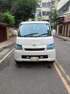 Toyota LiteAce Noah 2009 for Sale