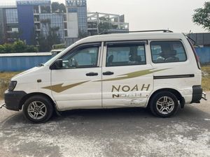 Toyota Noah . 2004 for Sale