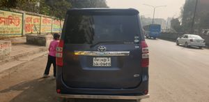 Toyota Noah 2013 for Sale