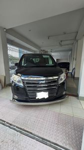 Toyota Noah 2015 for Sale