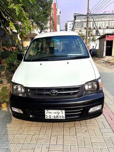 Toyota Noah GL 2004 for Sale