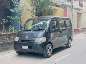 Toyota Noah . 2008 for Sale