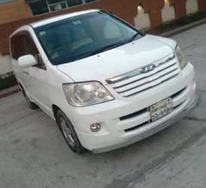 Toyota Noah x 2003 for Sale
