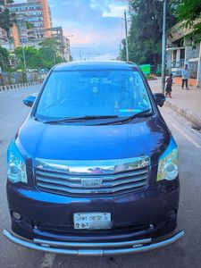 Toyota X-Noah 2010 for Sale