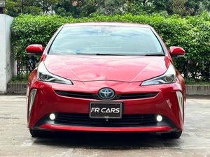Toyota Prius S Touring Selection 2019 for Sale