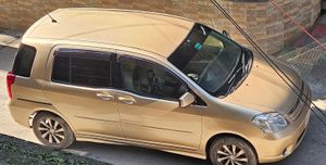 Toyota Raum . 2003 for Sale