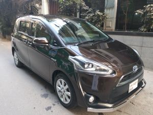 Toyota Sienta HYBRID 2016 for Sale