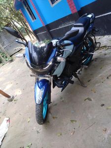 TVS APACHE RTR 150 . 2016 for Sale