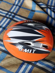 হেলমেট টি বিক্রি করা হবে for Sale