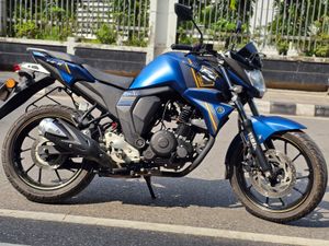 Yamaha FZS ১০ বছরের রেজি করা 2024 for Sale