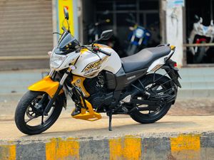 Yamaha FZS Duel Pickup 2015 for Sale