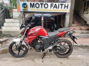 Yamaha FZs V2 Fi ১০বছরের নাম্বার 2018 for Sale