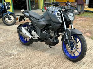 Yamaha FZS V3_Deluxe (Grey) 2024 for Sale