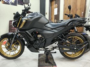 Yamaha Fzs V4 2025 for Sale