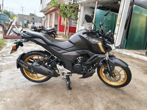 Yamaha Fzs V4 BS 7 fast malik 2025 for Sale