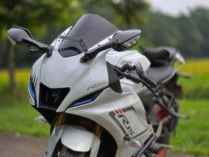 Yamaha R15 V4 BS7 2024 for Sale