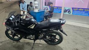 Yamaha R15 একদাম ভাইজান 2016 for Sale