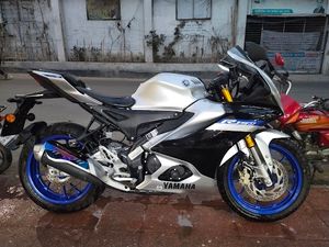 Yamaha R15 M BS7 ALMOST NEW 2023 for Sale