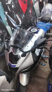 Yamaha R15 M i con silver 2025 for Sale