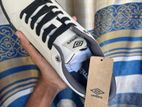 Umbro স্টাইলিশ ক্যাজুয়াল স্নিকার