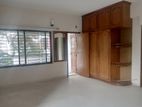 Un-Furnished 4 Bedrooms Apartment Rent in Gulshan 2