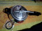 Urgent sell - 4.5 litre pressure cooker