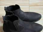 Used Black Chelsea Boot – Size 42