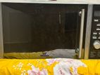 Microwave Oven